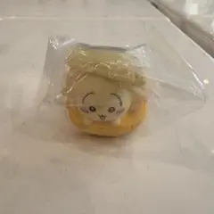 ちいかわ　ガチャガチャ　マカロン　うさぎ