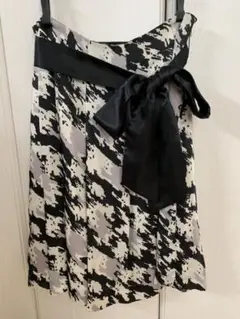 インタープラネット スカート
