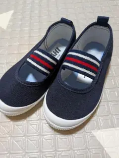 Item thumbnail for item f6cbda5b-5d5e-40d1-b422-6e3a2436e36f