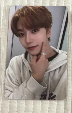 Item thumbnail for item 590129b1-4dc2-4341-9e5b-9dd059c38197