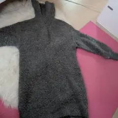 GU グレー ハイネックニットワンピース