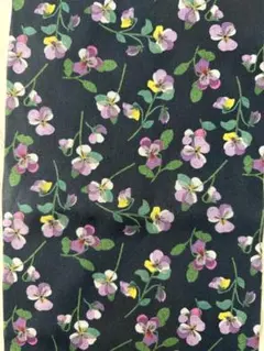 リバティはぎれパンジースキャッター