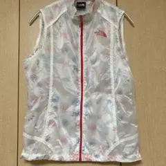 THE NORTH FACE フラワーパターン ベストのサムネイル