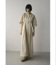 aere legere back satin coat ホワイト36ロングコート - メルカリ
