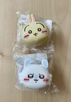 ちいかわ　おかおミニシリコンポーチ うさぎ&モモンガ 2セット コインケース