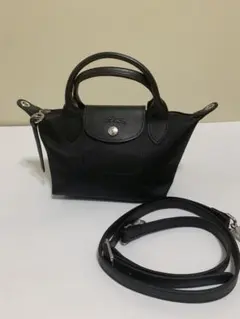 LONGCHAMP ロンシャン 黒 2WAYバッグ ショルダー付き 軽量人気XS