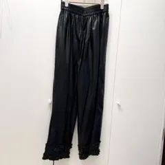 ABITOKYO レザーフリル裾パンツ M♡