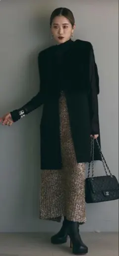 ANDREA&Co.】フェイクファーライダースベスト - メルカリ