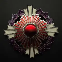 日本勲章　瑞宝大綬章　大日本帝国　功労勲章　レブリカ　SU43 日本勲章 瑞宝大綬章 大日本帝国 功労勲章 レブリカ SU43 | Mercari