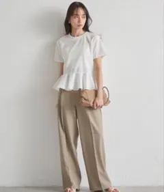 新品タグ付き ペプラムＴブラウス Tシャツ カットソー 接触冷感・UV対策 Lのサムネイル