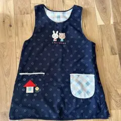 ウサギとクマ刺繍　エプロン ネイビー　保育士