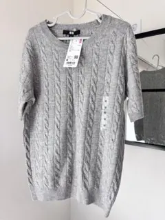 UNIQLO ケーブルクルーネックセーター