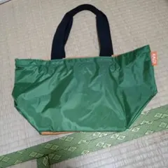 KALDI 緑色ナイロントートバッグ