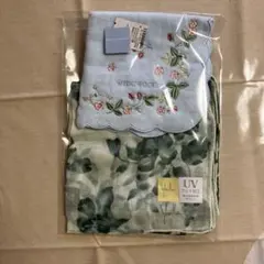 新品‼️1️⃣WEDGWOOD 刺繍入りハンカチ 水色 2️⃣シビラ　ロングUVスカーフのサムネイル