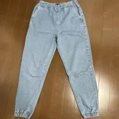 Item thumbnail for item 53aadede-64c7-4369-b61a-5ab944c8f35e