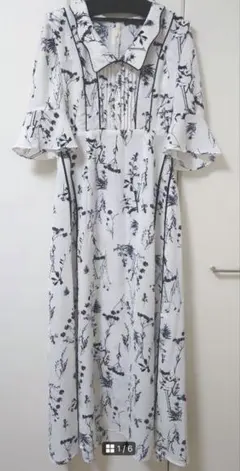 スナイデル　パイピングデザインプリントワンピース　新品　未使用 SNIDEL（スナイデル）の「パイピングデザインプリントワンピース