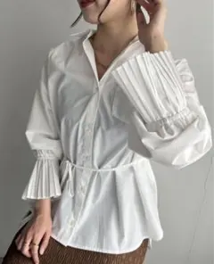 VIS ビス 洗えるプリーツスリーブフレアーシャツ F ホワイト 羽織 ベルト