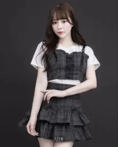pium フロントホックビスチェ×プリーツスカートセット チャコール