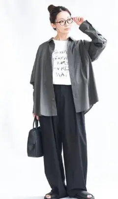 未使用⭐︎salesolamonat poche コットンルーズシャツ チャコール