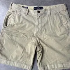 Hollister ショートパンツ ベージュ W34のサムネイル