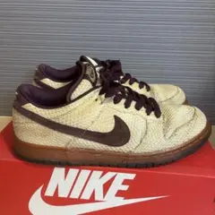 NIKE DUNK LOW ヘンプ ブラウン スニーカー