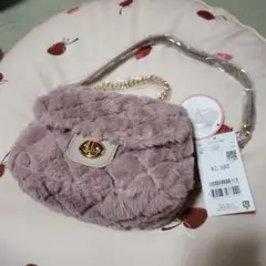 新品未使用キルティングファーショルダーバッグ