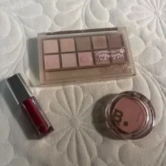 まとめ売り　アイシャドウ　チーク　リップ　韓国コスメ