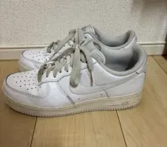 Nike Air Force 1 ホワイトスニーカー