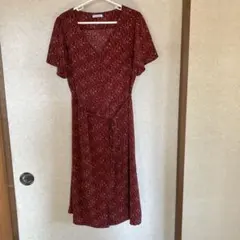 オリーブデオリーブ　ワンピース　小花柄　 フリーサイズのサムネイル