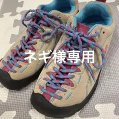 KEEN ジャスパー スニーカー ベージュのサムネイル