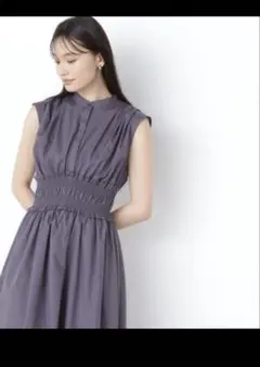 美品ナチュラルビューティーベーシックバンドカラーシャーリングワンピース