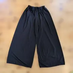 UNIQLO ブラック ワイドパンツ ゴムウエスト