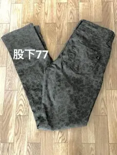 【C17】ローライズスリムパンツ28モスグリーンのサムネイル