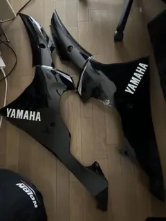 更に大幅再値下げ) YAMAHA FZ1 外装フルカウル - メルカリ