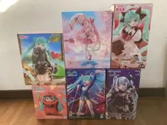 初音ミク　雪ミク×クロミ　チロルミク　など6点セット　フィギュア