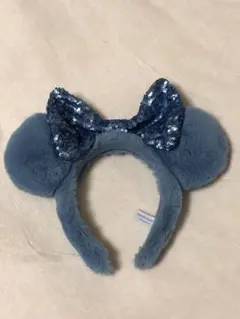 ミニー　カチューシャ 青　スパンコール　ファー　ライトブルー