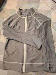 ラッシュガード　子供用　120サイズ