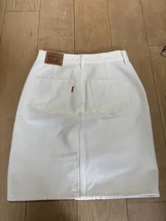 LEVI’S リーバイス タイトスカート ホワイト デニム フロントボタン