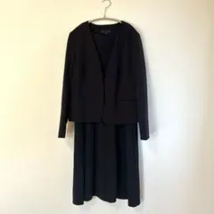 UNIQLO ブラック　ノーカラージャケット　ワンピースセットアップ　XL