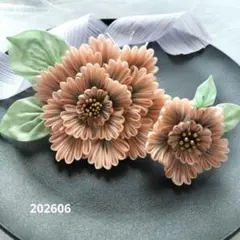 つまみ細工 髪飾り 2点セット 成人式　結婚式