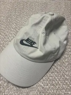 Nike ホワイトキャップ