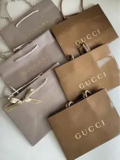 Item thumbnail for item ec5b5d21-52cf-406e-96f3-55a18e4c2b01