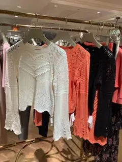 スナイデル　クロシェライクニットプルオーバー