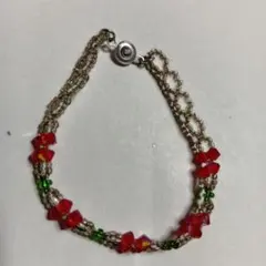 手作り 赤緑ビーズ ブレスレット