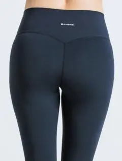 aumnie　NUDE　SHAPE　CROPS　MIDNIGHT GREY　S