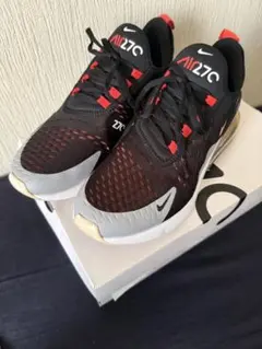 NIKE AIR MAX 270 Black Bright Crimsonのサムネイル
