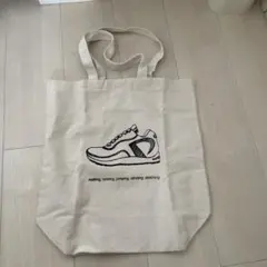 トートバッグ スニーカー柄　レディース