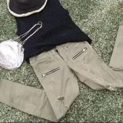 from first musee ダメージ加工 スキニーデニムパンツのサムネイル