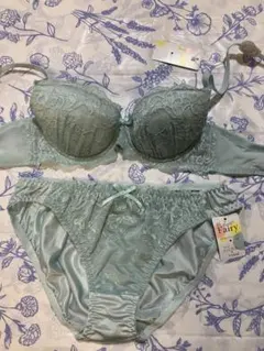 Item thumbnail for item 67201f7e-24c6-4530-bc88-a6930e2ba48f