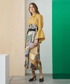 春のイベント✨アドーア 新品ペインティングストライププリント